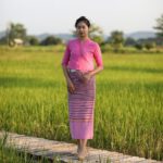 50402 เสื้อผ้าฝ้ายทอมือ "มณีมาลา" สีชมพู - Image 2