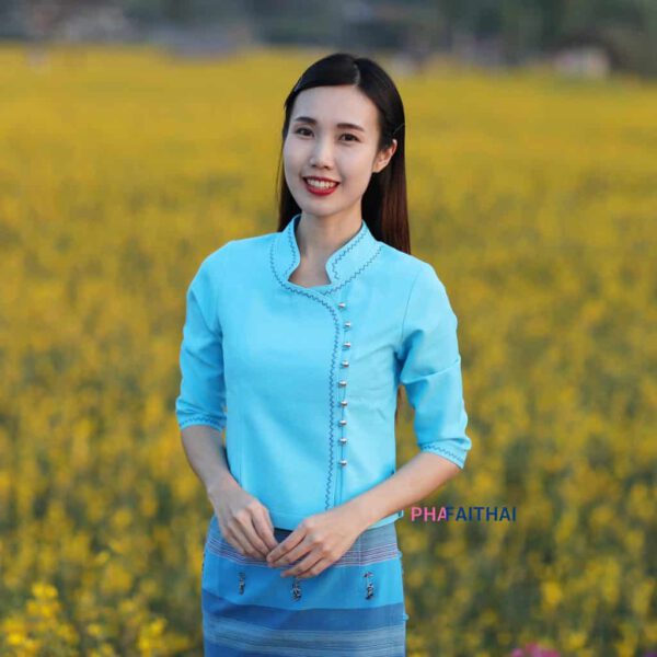50306 เสื้อผ้าฝ้ายพื้นเมืองผู้หญิง เนื้อชินมัยอัดกาว "วิสาระดี" สีฟ้า