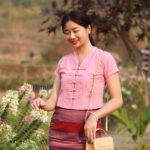 50012 เสื้อผ้าฝ้ายพื้นเมืองหญิง "บัวนวล" สีกลีบบัว