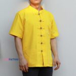41001 เสื้อผ้าฝ้ายผู้ชาย เนื้อผ้าชินมัย “ตองชัย” แขนสั้น สีเหลือง - Image 3