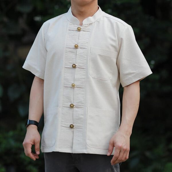 41001 เสื้อผ้าฝ้ายชายสีธรรมชาติ เนื้อผ้าชินมัย ตองชัย กระดุมเหรียญ แขนสั้น