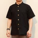 41003 เสื้อผ้าฝ้ายชายสีดำ เนื้อผ้าชินมัย ตองชัย กระดุมเหรียญ แขนสั้น