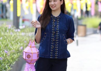 เสื้อม่อฮ่อมปักดอก